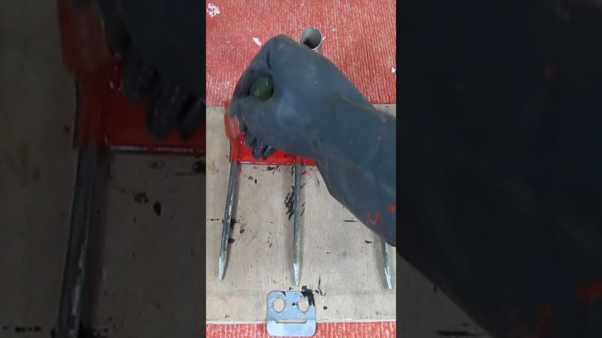 Awesome Homemade Garden Tool 🛠️ Genius Garden Tool Idea #Shorts