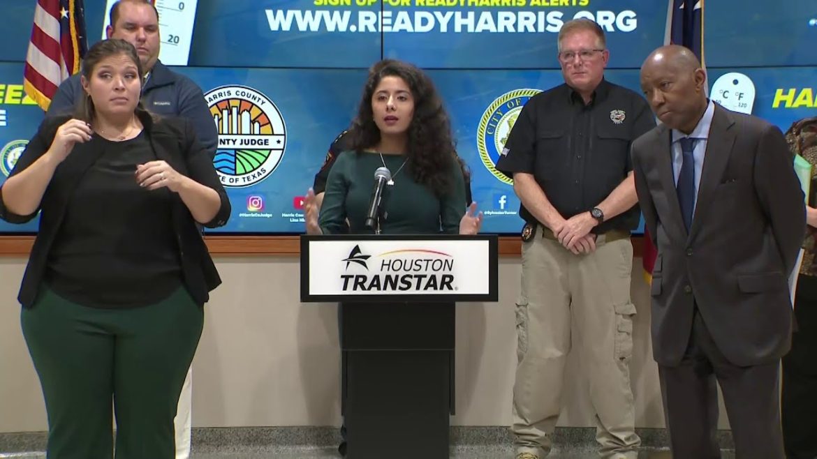 Mayor Turner, Judge Hidalgo urge Houstonians to prepare, plan ahead of hard freeze this week