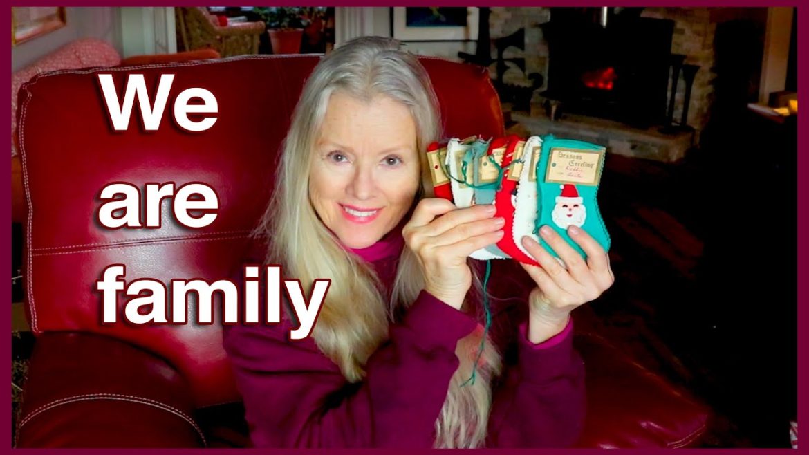 CHRISTMAS SPECIAL {gifts, cards, seed catalogs, garden walk in snow}