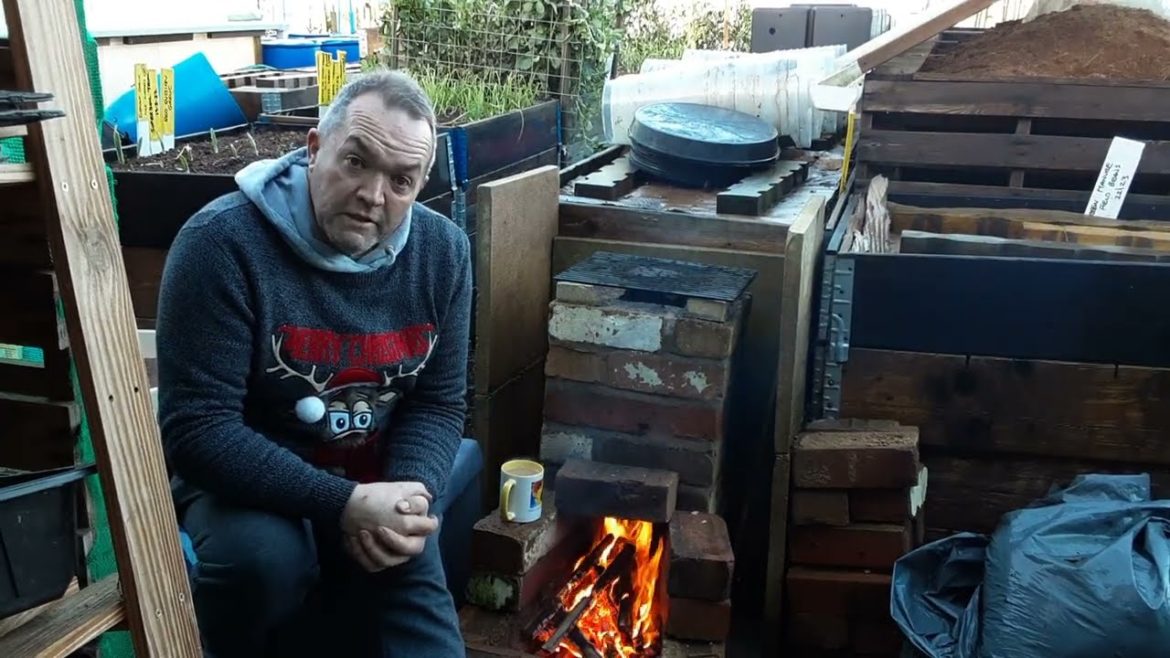 👑 The King's Speech 👑  Alternative Message To The Gardening Community 🎅 Merry Christmas 🎅