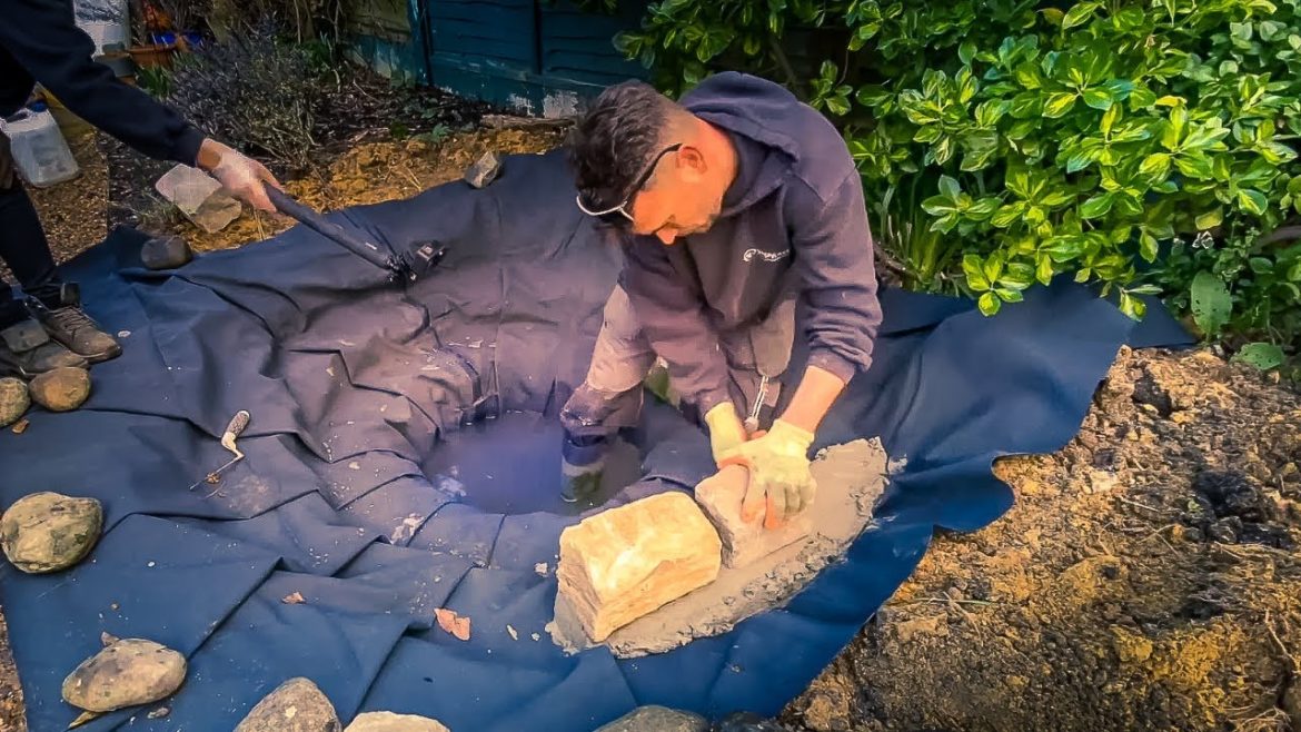 Creating A Small Wildlife Pond – Full Make Over in just 2 Minutes…. Creating A Small Wildlife Pond - Full Make Over in just 2 Minutes....