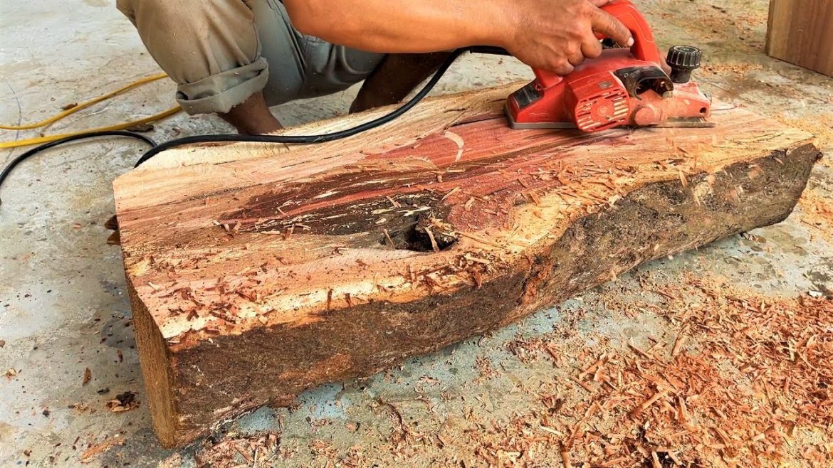 Rustic Chair from The Tree // Unique Garden Backyard Ideas Amazing Easy Woodworking Rustic Chair from The Tree // Unique Garden Backyard Ideas Amazing Easy Woodworking
