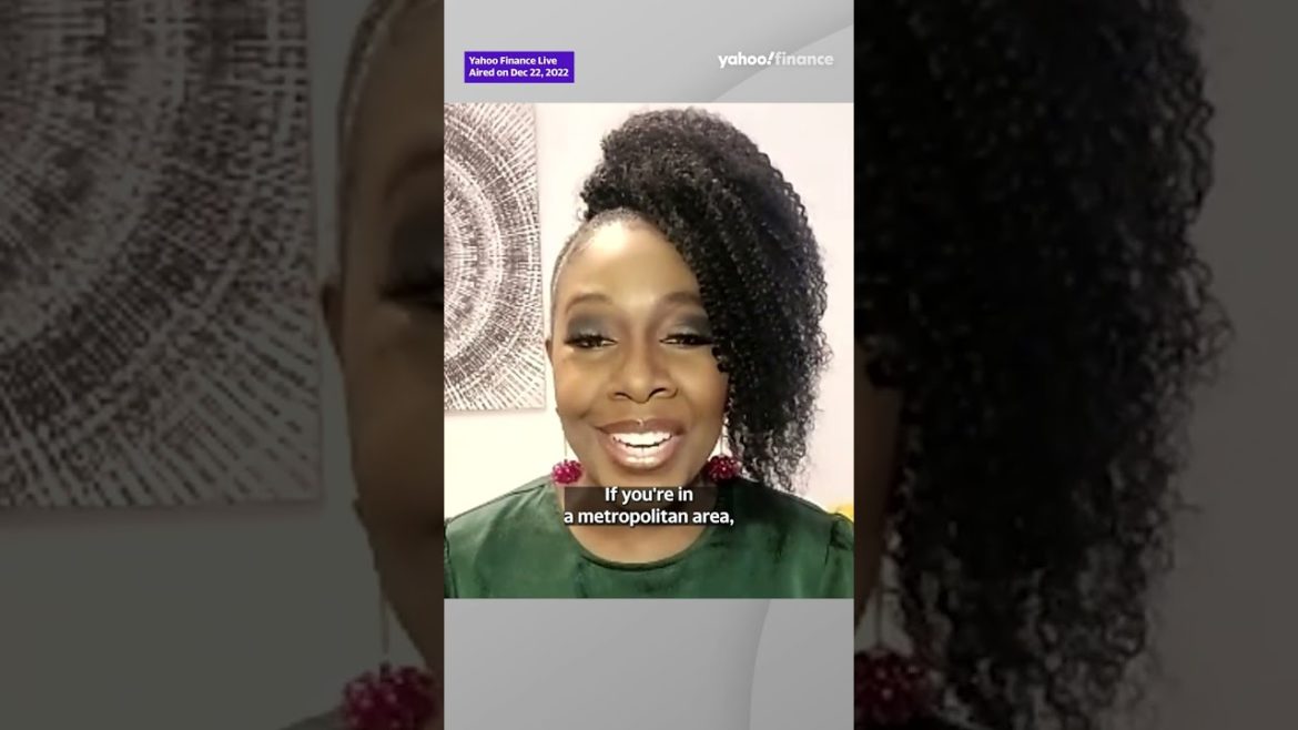 How much should you tip this holiday season?