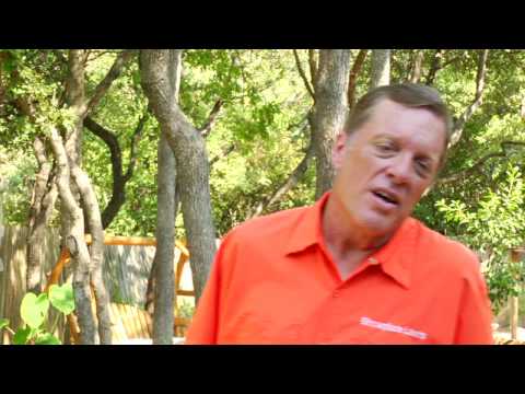 Gardening Tips : How to Hire a Landscaper Gardening Tips : How to Hire a Landscaper