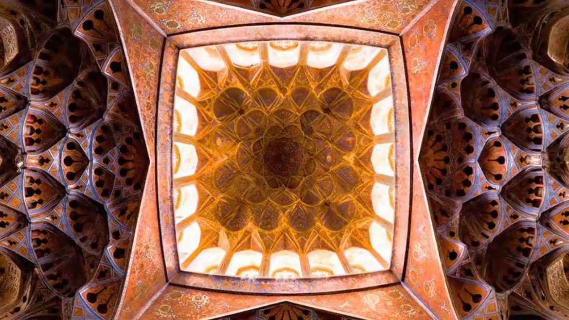 FRACTAL GEOMETRY & ARCHITECTURE | ICARCH 2022 FRACTAL GEOMETRY & ARCHITECTURE | ICARCH 2022