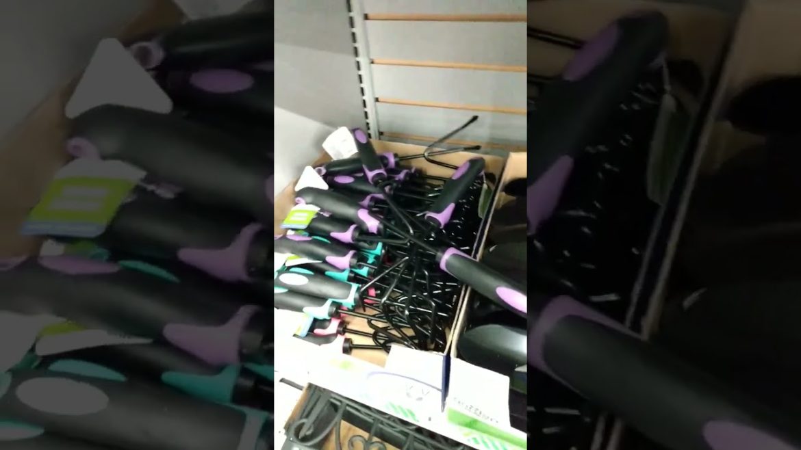 Plant supply shopping at DT