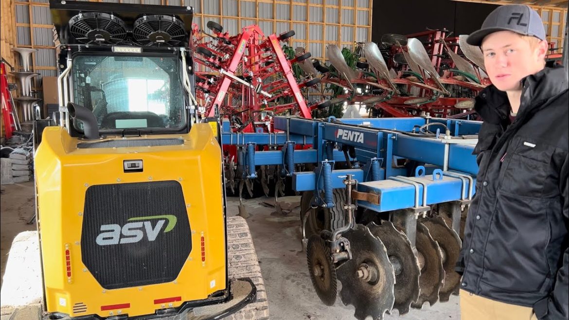 18 Year Old Canadian Landscapers Shop Tour!! 18 Year Old Canadian Landscapers Shop Tour!!