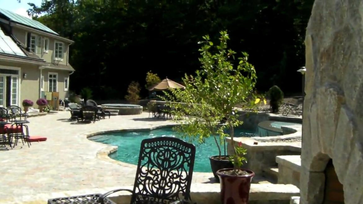 Outdoor living and landscaping in your own resort like backyard