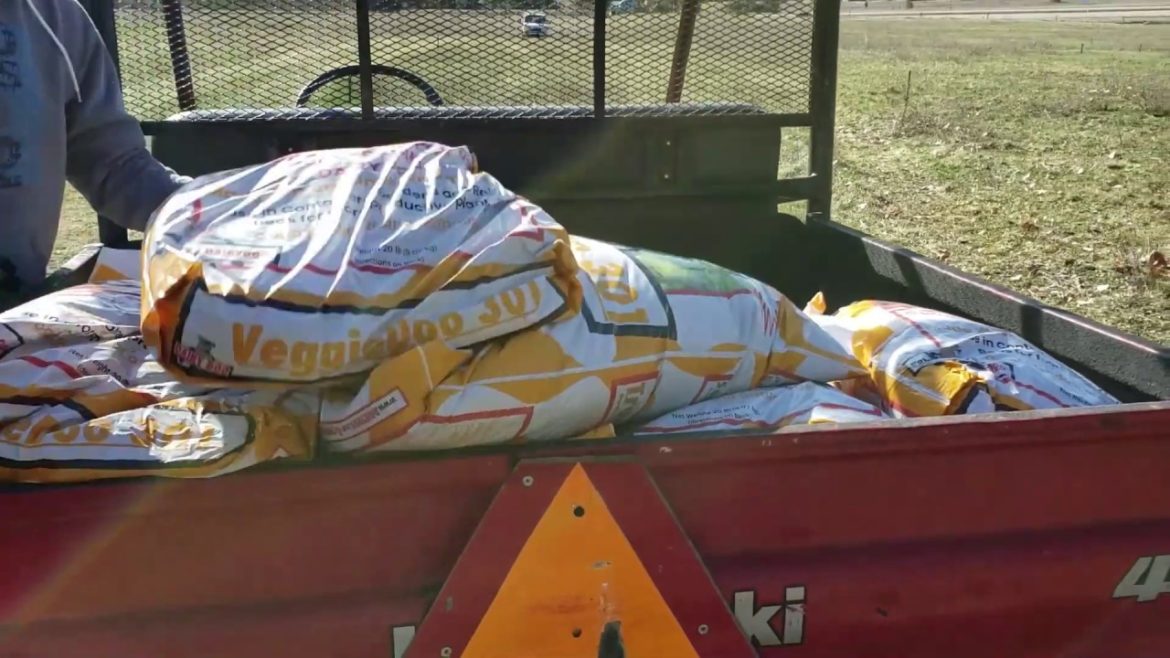 The Right Soil for Your Raised Vegetable Garden or Container Garden