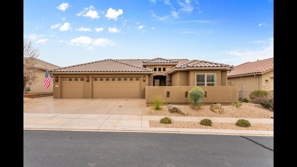 Home For Sale: 1586 W Bonita Bay Circle,  ST GEORGE, UT 84790 | CENTURY 21