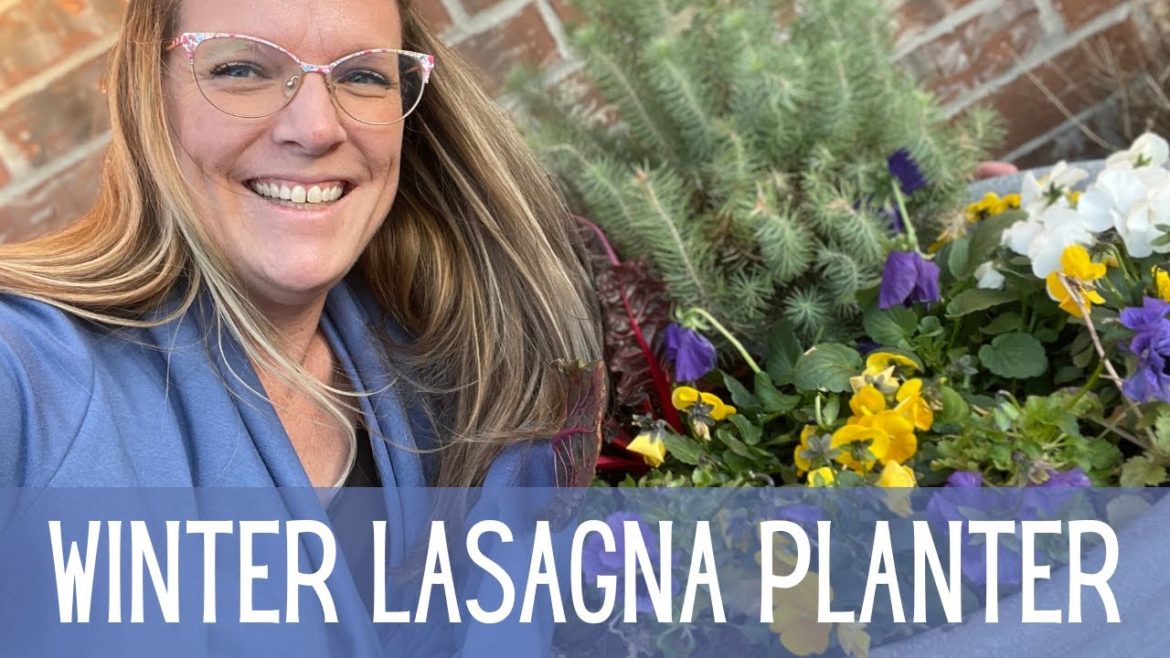 AM I PLANTING IN WINTER? || What Is A Lasagna Planter? || Winter Garden Containers || Zone 8