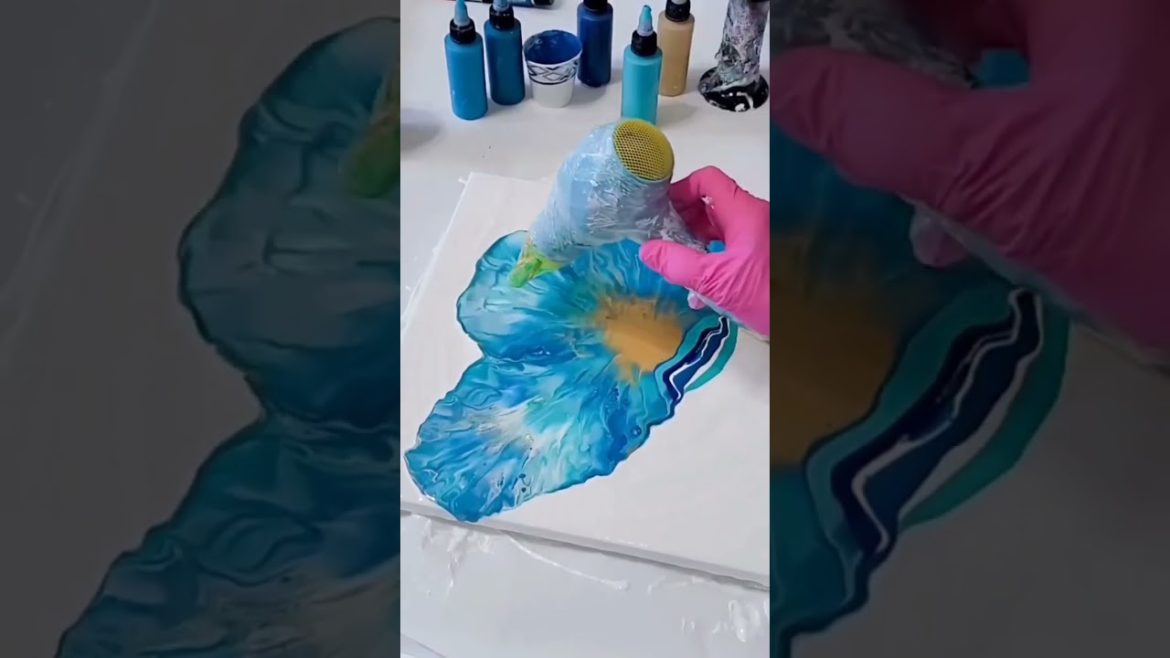 Turquoise pour and blowout#dutchpour #dutchpouring #dutchpourart #dutchpourpainting #fluidart daily