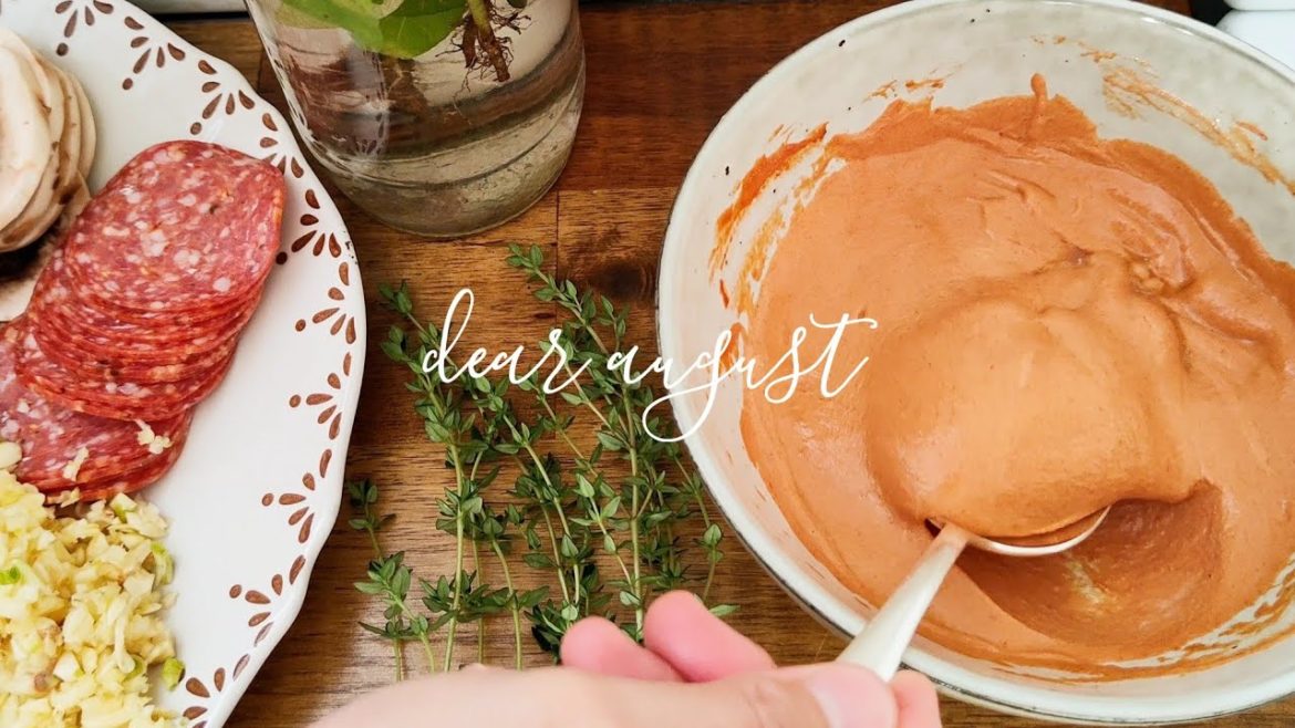 Satisfying Cravings | Summer Tomatoes | Homemade Pizza | Banana Pancakes | Homebody Slow Life Vlog Satisfying Cravings | Summer Tomatoes | Homemade Pizza | Banana Pancakes | Homebody Slow Life Vlog