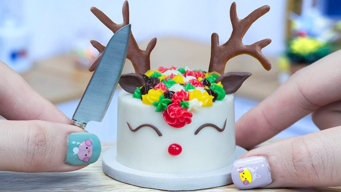 Satisfying Miniature Sweet Reindeer Cake Decorating Ideas | Tiny Rainbow Cake By Yummy Bakery Satisfying Miniature Sweet Reindeer Cake Decorating Ideas | Tiny Rainbow Cake By Yummy Bakery