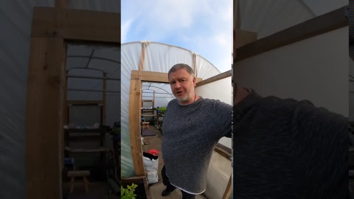 10 EASY Gardening Tips #shorts