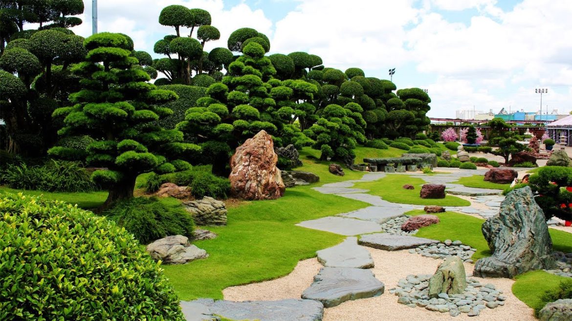 Unbelievable Japanese Garden! - Rin Rin Park Vietnam