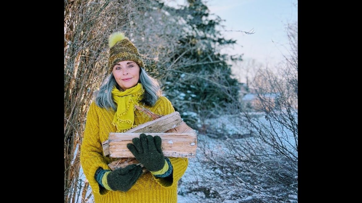 High Winter Awakes | Popcorn, Frost & Family Fires (New York, USA) E10 High Winter Awakes | Popcorn, Frost & Family Fires (New York, USA) E10