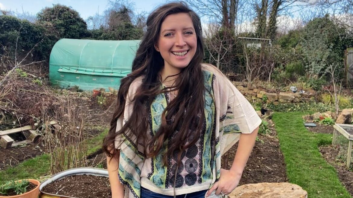 February Allotment Tour 2023 – I’m Ready for Spring! February Allotment Tour 2023 - I'm Ready for Spring!