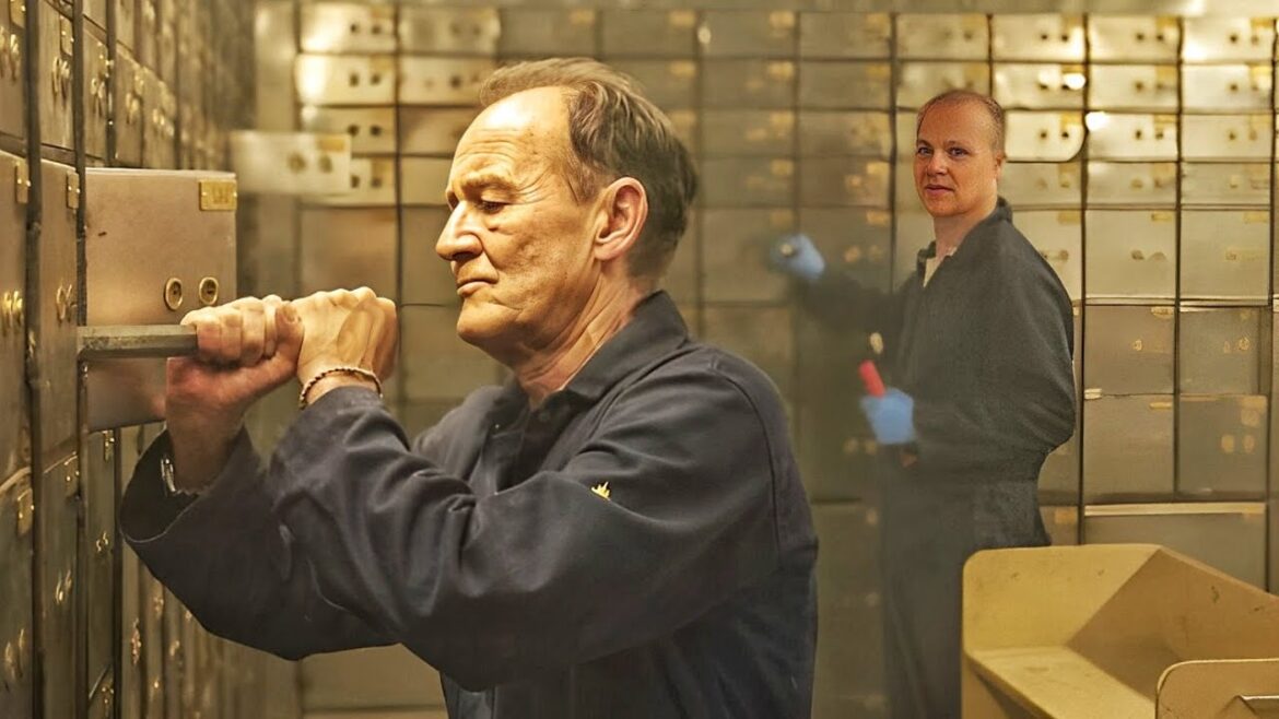 Biggest diamond safe robbery in British history