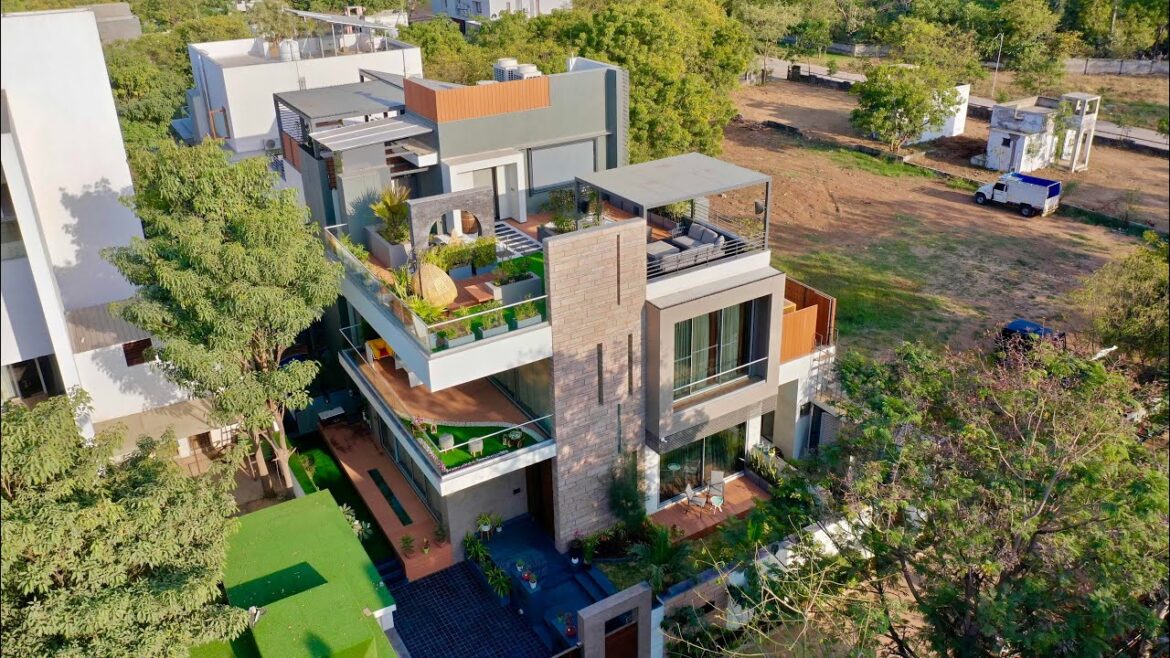 Vraj Garden DesiGn By 9 Blue Studio #swimmingpool Vraj Garden DesiGn By 9 Blue Studio #swimmingpool