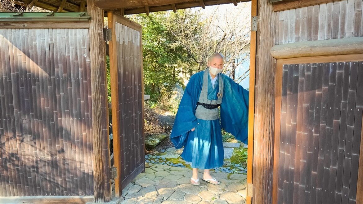 Staying at Japanese Buddhism Temple and Experience Zen | ZEN&BED Bougetsuan | ASMR Staying at Japanese Buddhism Temple and Experience Zen | ZEN&BED Bougetsuan | ASMR