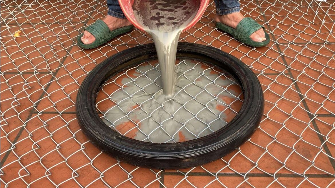 DIY Tip - Cement Ideas / 2-in-1 Garden Design: sofa table and koi fish tank from tires and iron mesh