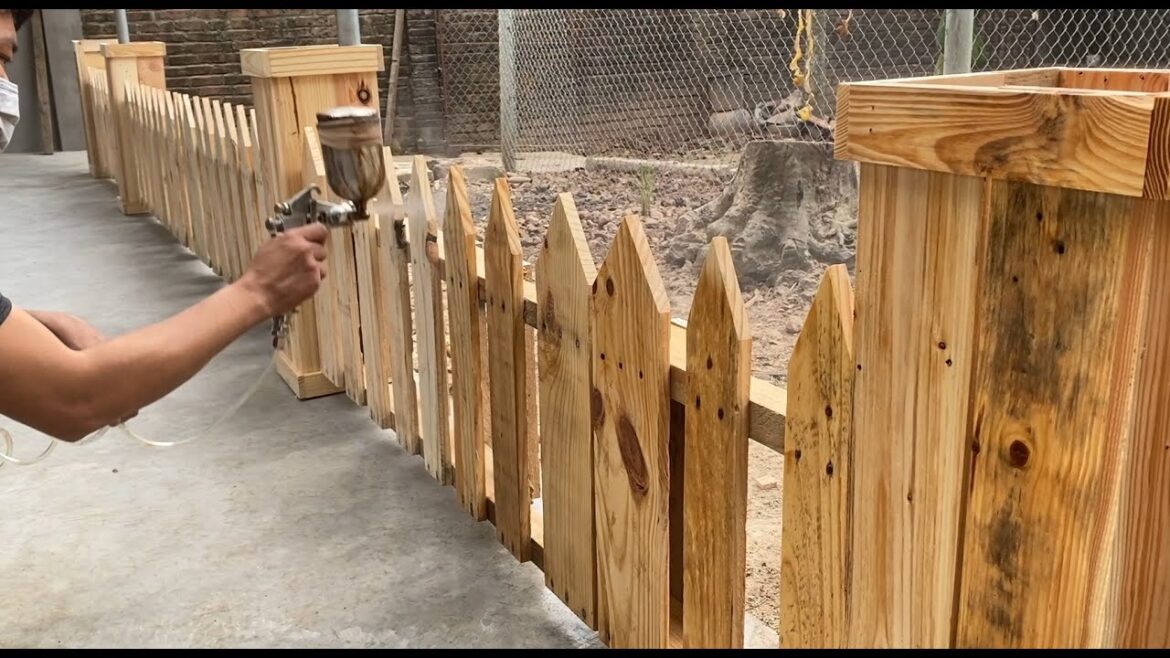 Creative Ideas And Ways To Recycle And Reuse A Wooden Pallet // Garden Fence Ideas And Design Creative Ideas And Ways To Recycle And Reuse A Wooden Pallet // Garden Fence Ideas And Design