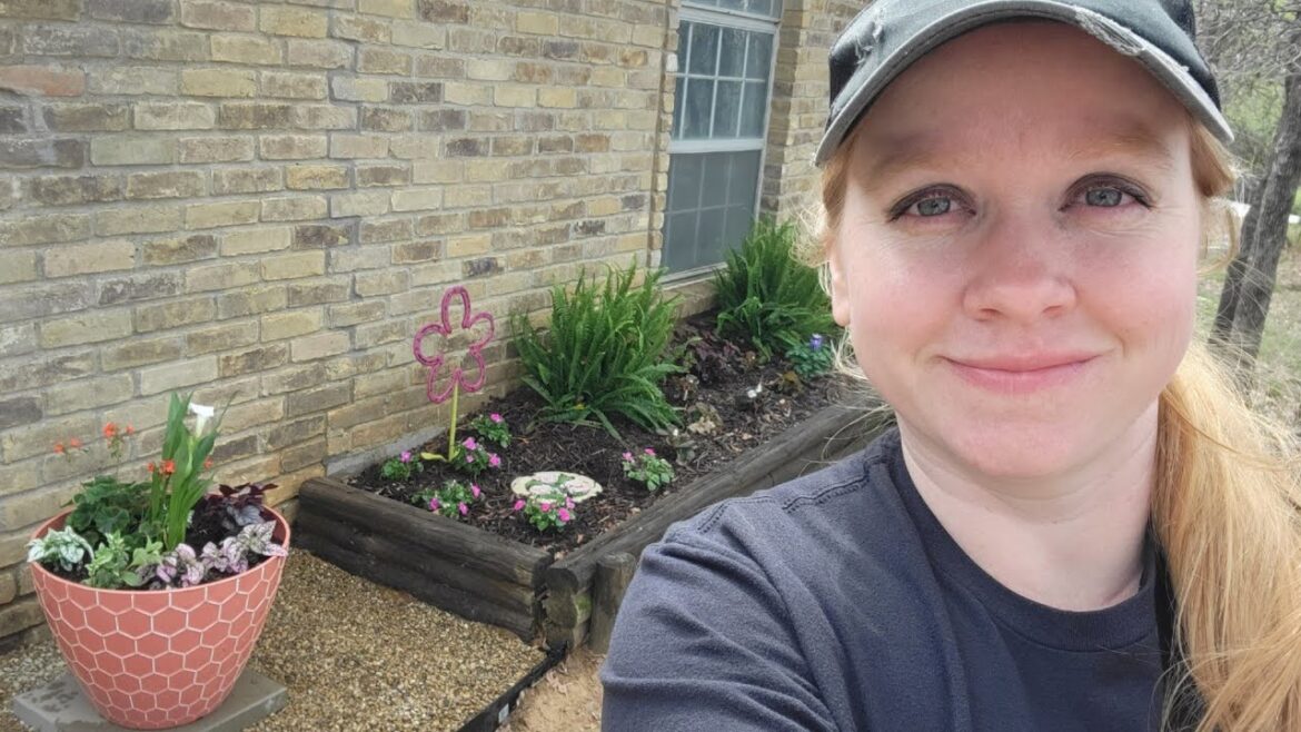 Front Yard Landscape Project | Foundation Garden Bed | My Parents House | Arco Iris Ranch Front Yard Landscape Project | Foundation Garden Bed | My Parents House | Arco Iris Ranch