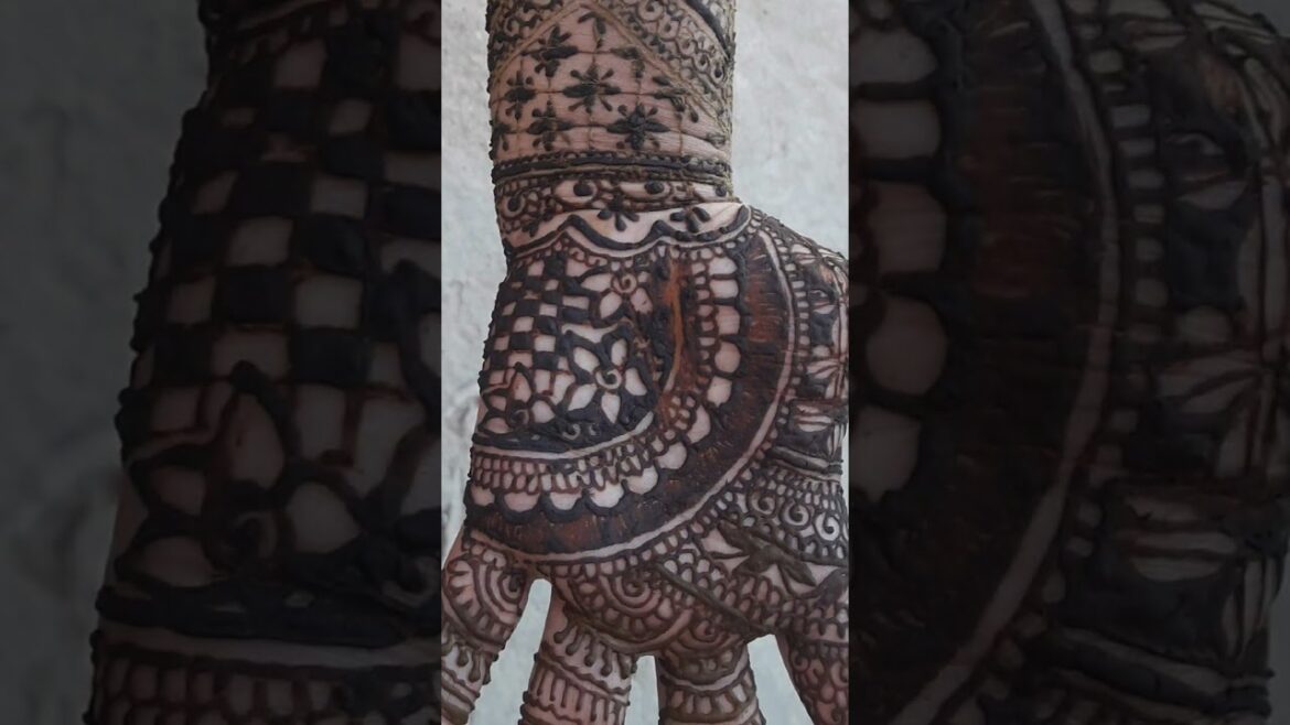 Heena#shorts easyfronthand mehndi #short#viral #easy #trending🤩