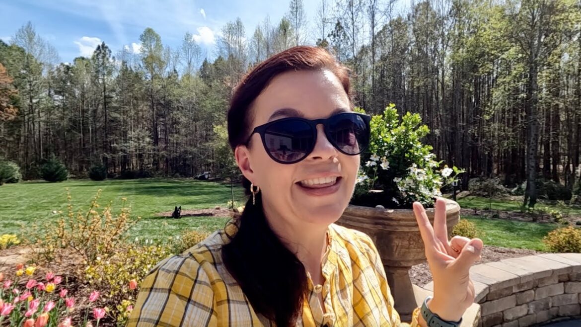 Planting Colorful Spring Planters | Gardening with Creekside Planting Colorful Spring Planters | Gardening with Creekside