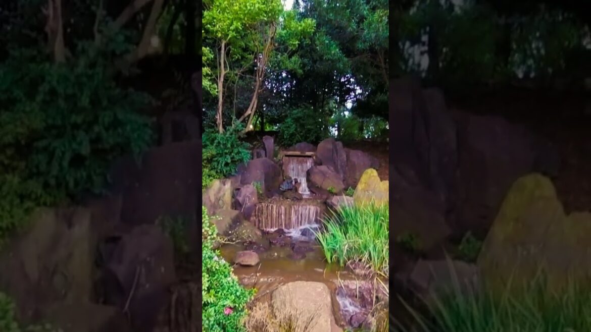 Mini Waterfalls in Japanese Gardens Mini Waterfalls in Japanese Gardens