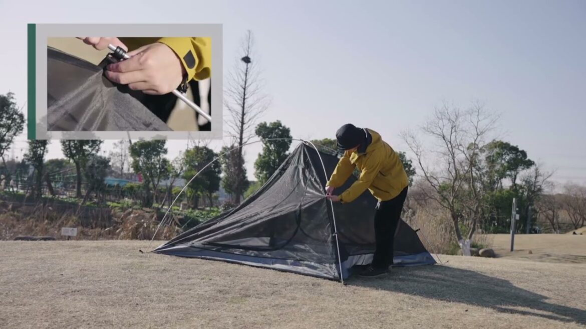 [ Setup and Storage ] Sunny 4 Beginner Hiking Tent - White [ Mobi Garden ]