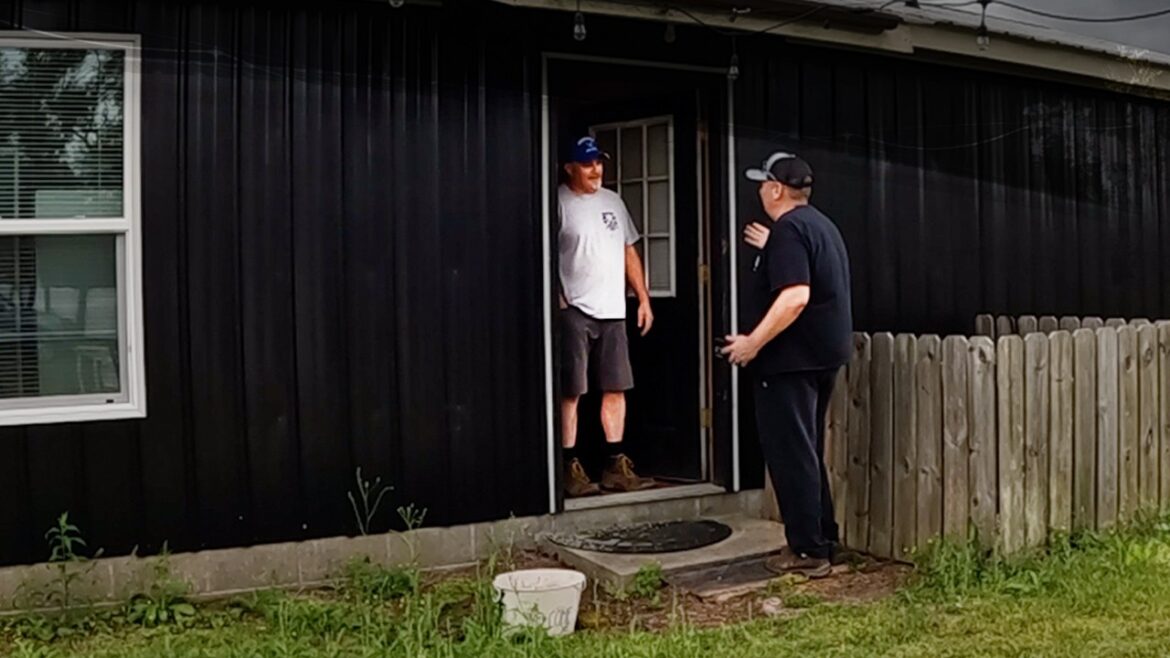 NOBODY would mow this VETERANS Yard, SO I DID FOR FREE!!!