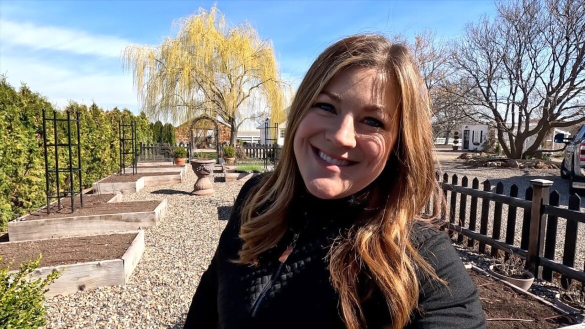 Garden Answer: Planting Spring Crops! 🧅🥦🌿 // Garden Answer Planting Spring Crops! 🧅🥦🌿 // Garden Answer