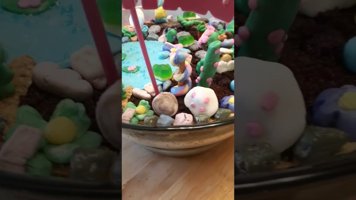 Terrarium Cake (Edible Terrarium)