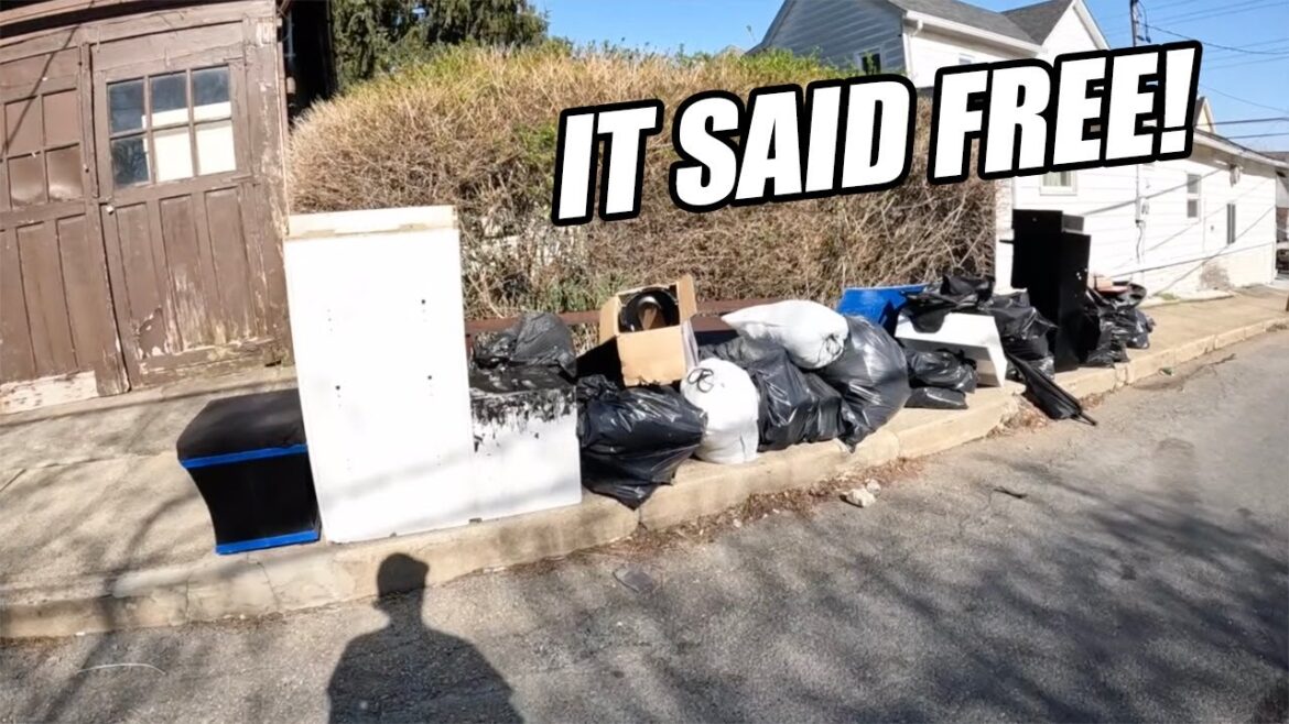 I Always Stop For Free Stuff At The Curb! - Trash Picking EP. 745
