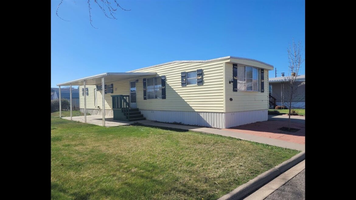 Home For Sale: 3195 F Road 18 18, Grand Junction, CO 81504 | CENTURY 21 Home For Sale: 3195 F Road 18 18, Grand Junction, CO 81504 | CENTURY 21