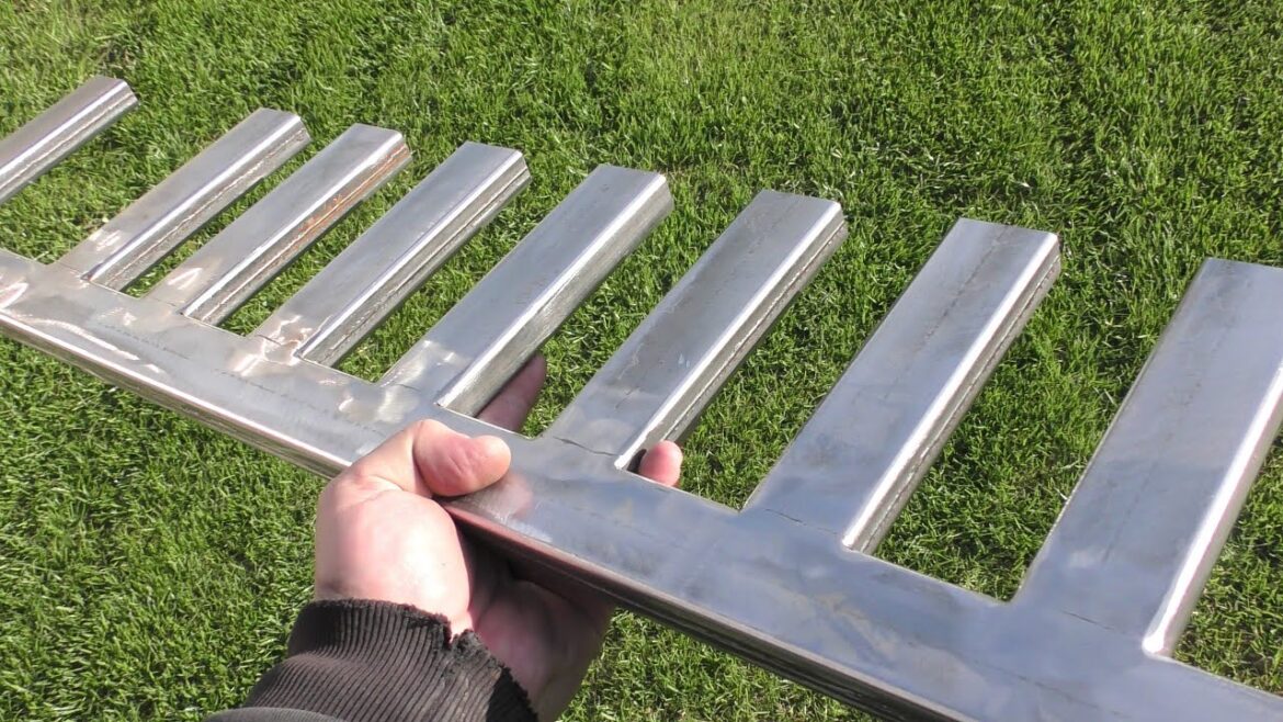 This craft will make your garden more attractive. Garden Creative Ideas ! This craft will make your garden more attractive. Garden Creative Ideas !