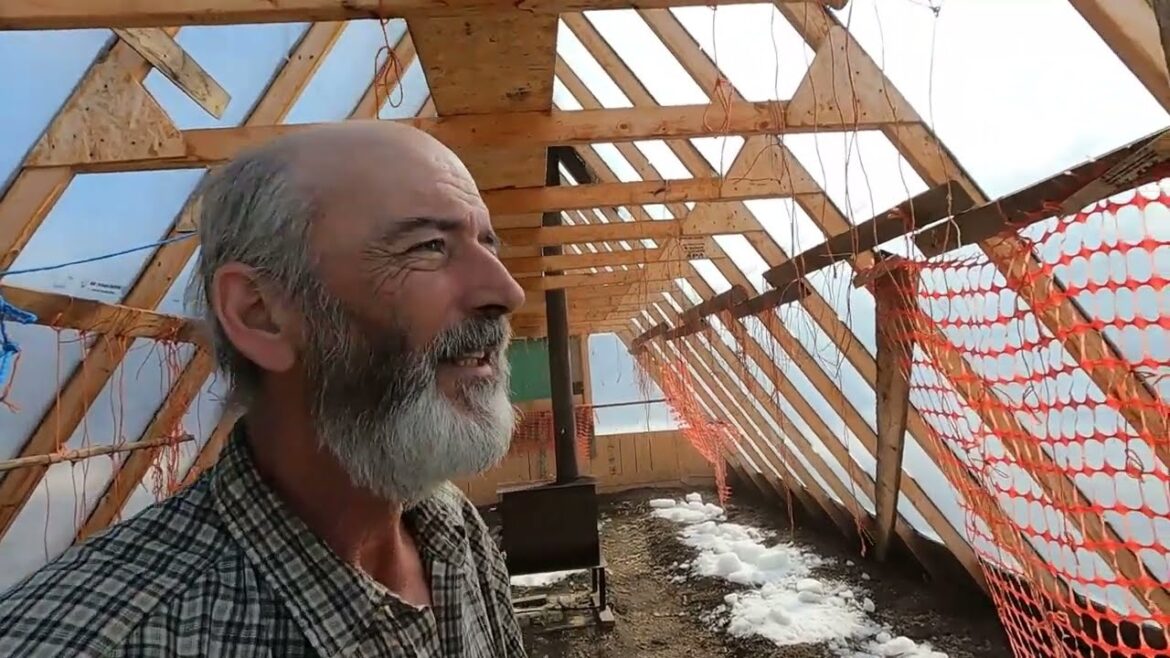 Greenhouse, Garden beds, Trimming Chives, S2 E38 .