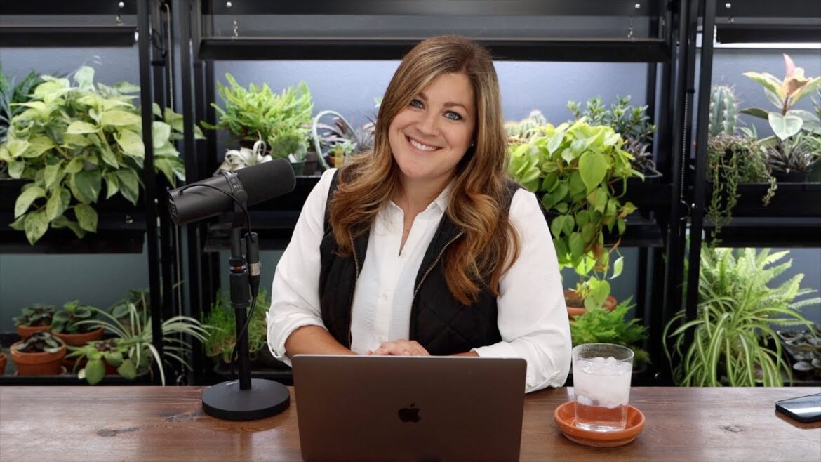 Why Do You Say Blue When the Flowers are Purple? // Where Do You Give Your Produce? // Recap 🌿