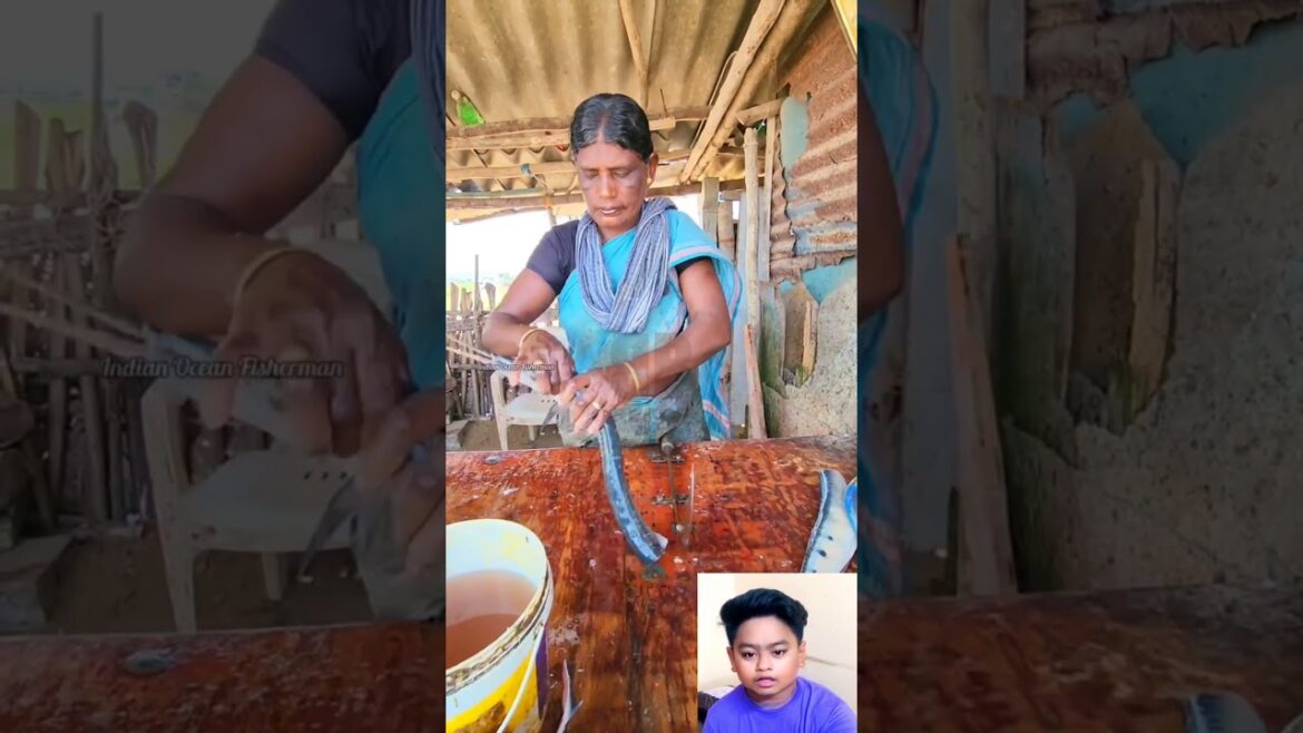 Amazing Women Fish Cutting Skills || Respect 😱🔥🔥💯