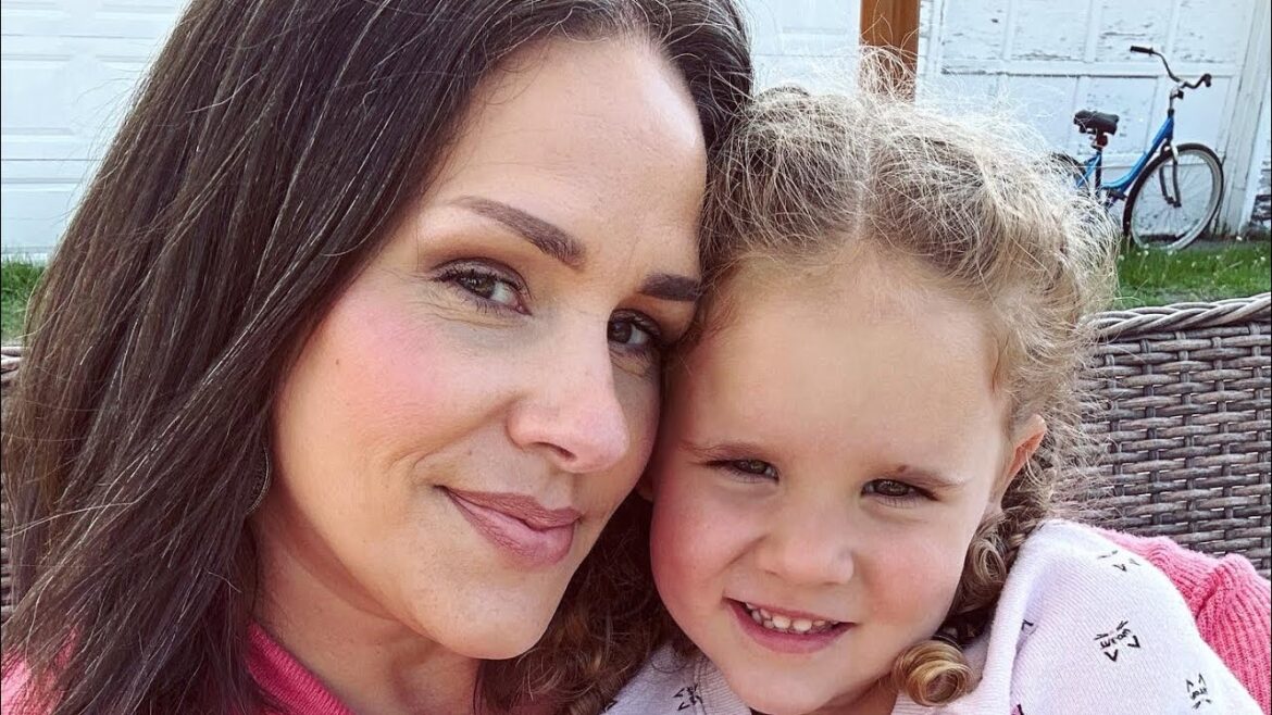 GARDEN TOUR🌸 zone 4A in Early June 2023🌼front yard 🌿Alliums 🌱 purple sensation alliums