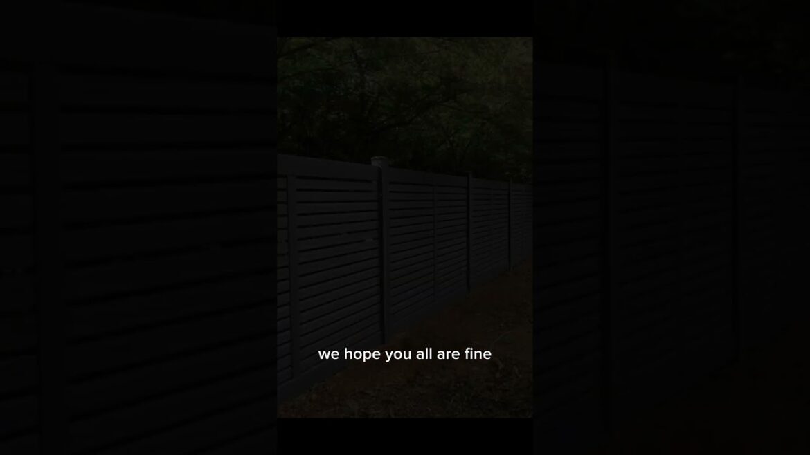 Backyard Fence Garden Design Ideas #decor #design #ideas #decoration #homedecor #decorating