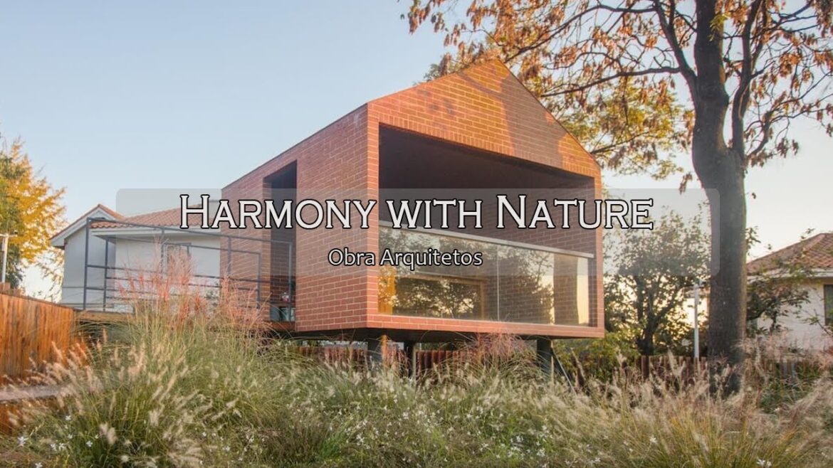 European-Style House Design That Utilizing Height Difference and Harmony with Nature European-Style House Design That Utilizing Height Difference and Harmony with Nature