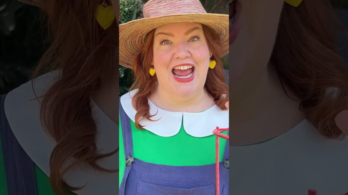 Summer Garden Tips For Kids! #shorts #gardening #kidsfun