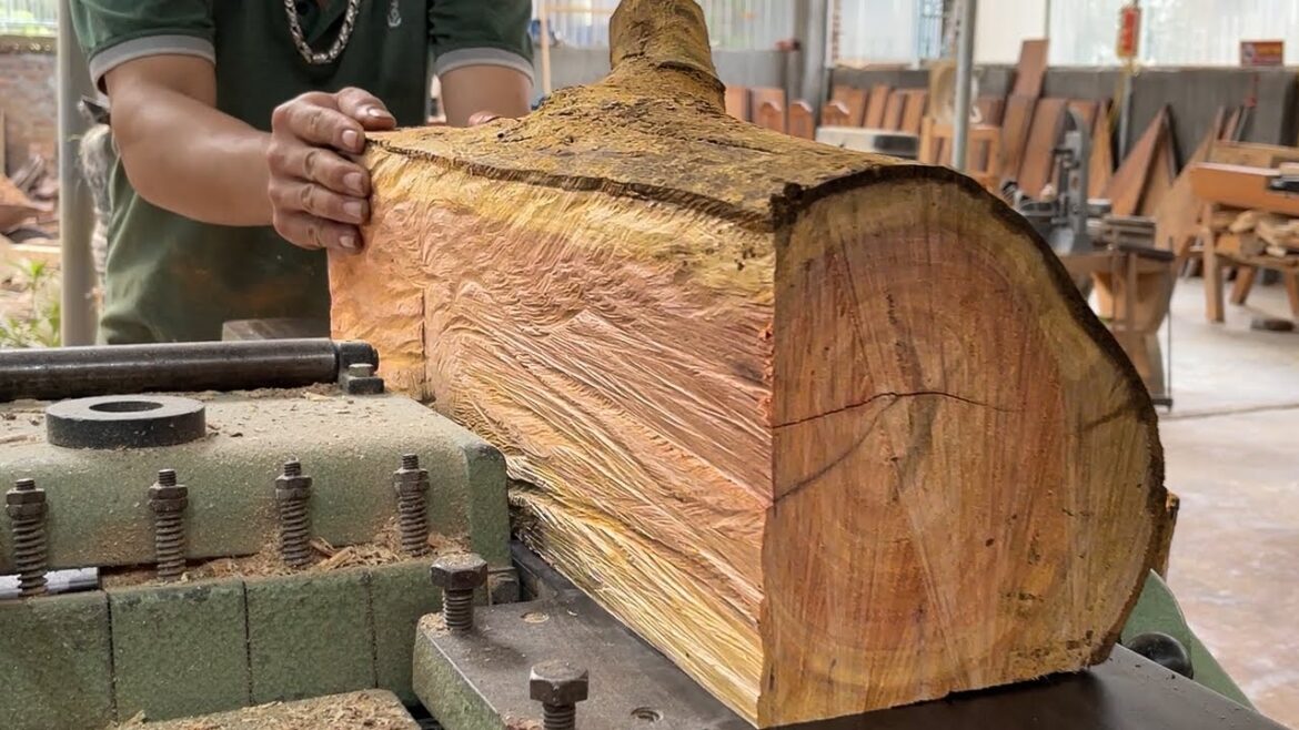 Use Large Tree Trunk to Create Four Extremely Sturdy Table Legs // Coffee Table Woodworking Projects Use Large Tree Trunk to Create Four Extremely Sturdy Table Legs // Coffee Table Woodworking Projects