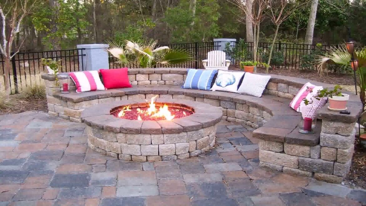 Small Garden Design With Fire Pit