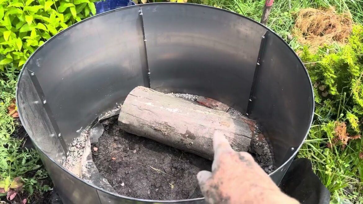 Contemporary Raised Bed Unboxing & Install | The Barefooted Gardener Contemporary Raised Bed Unboxing & Install | The Barefooted Gardener