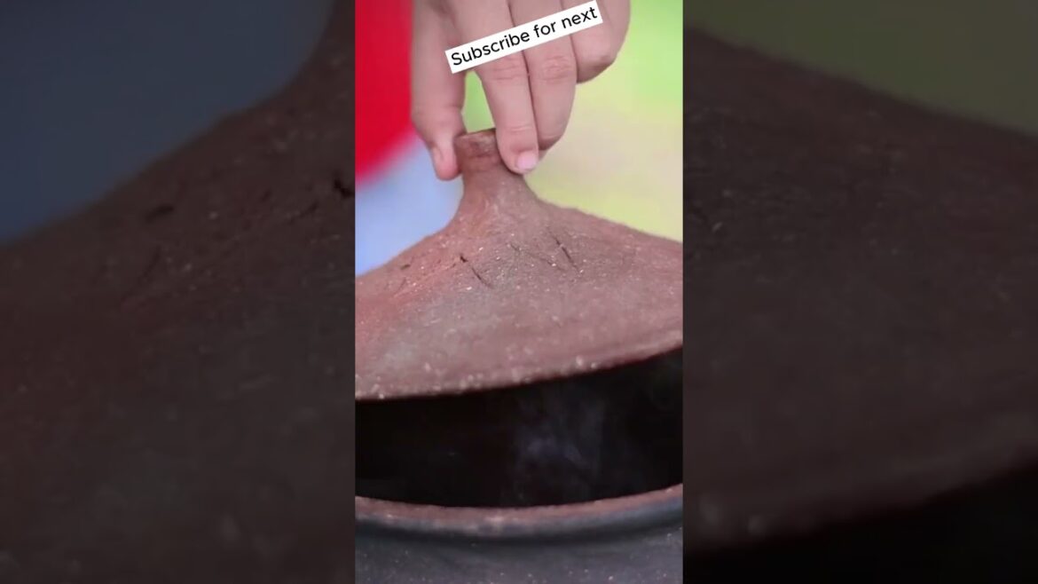 A poor girl picks vegetables in frontyard to cook food for family 10 A poor girl picks vegetables in frontyard to cook food for family 10