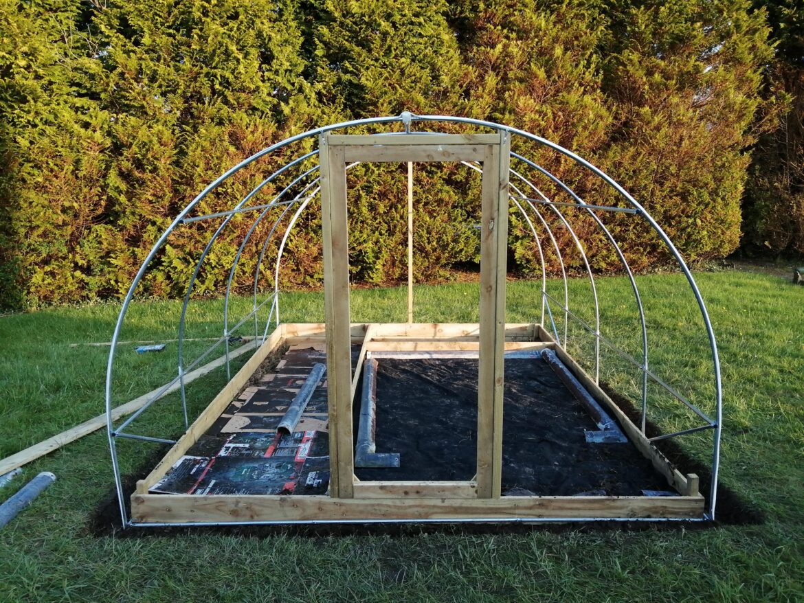 Modifying a cheap polytunnel!
